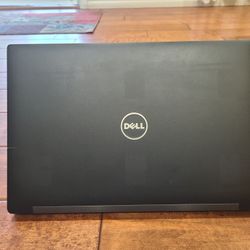 Dell Latitude 7480.
