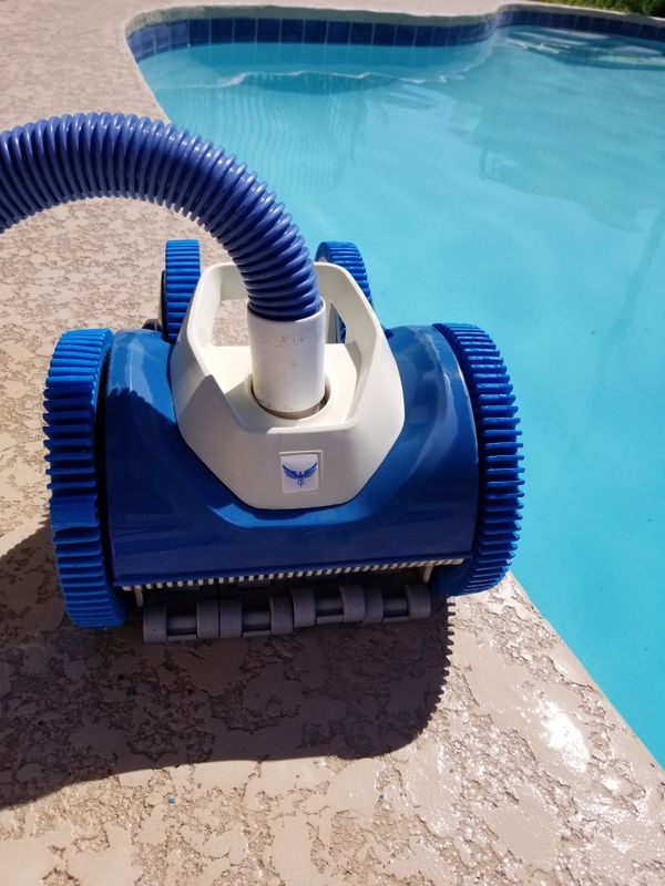 The Pool Cleaner 4 Wheel like new. Pool Cleaner with 6 hose. for Sale