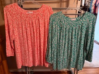2 Croft & Barrow Women’s Tops - XXL