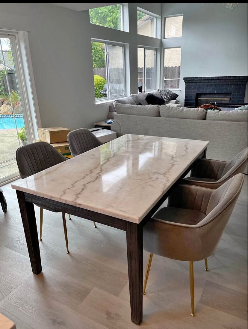 Dining Table 4 Chair Set