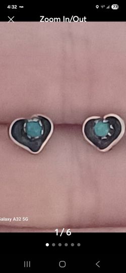 Vtg.Native Sterling Silver Shadowbox Turquoise Heart Earrings