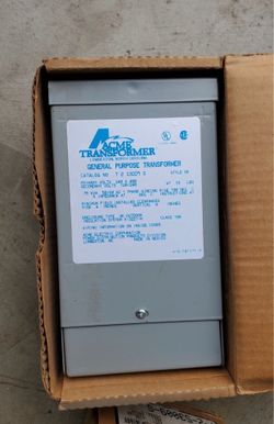 Acme Transformer – New in Box – 0.75 kVA – 240/480V to 120/240V