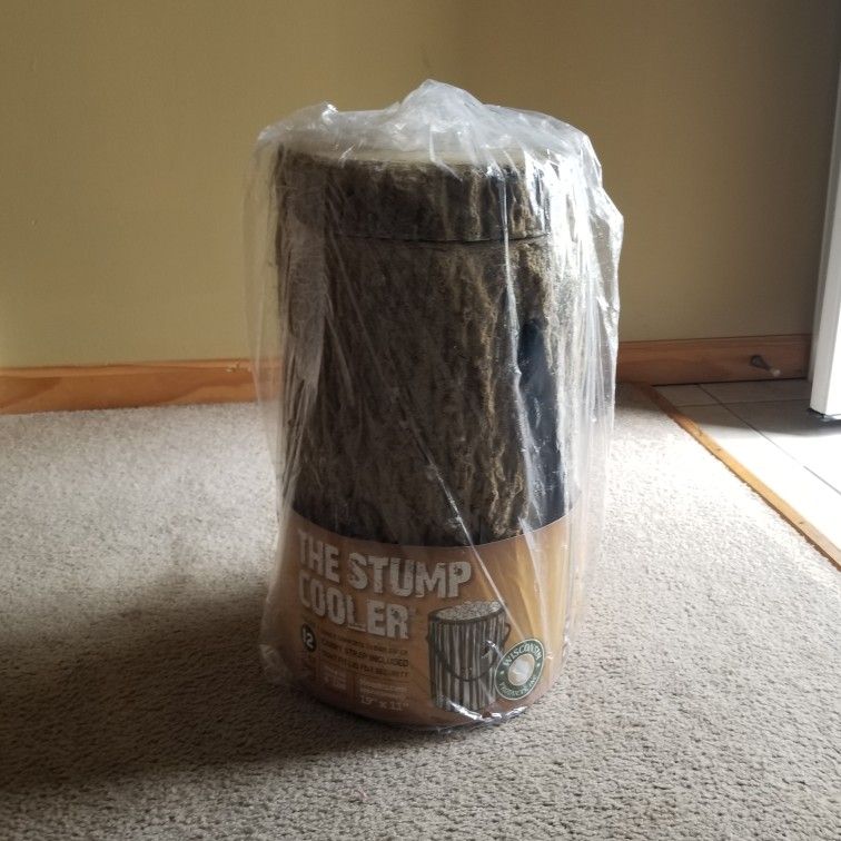 Cooler Tree Stump