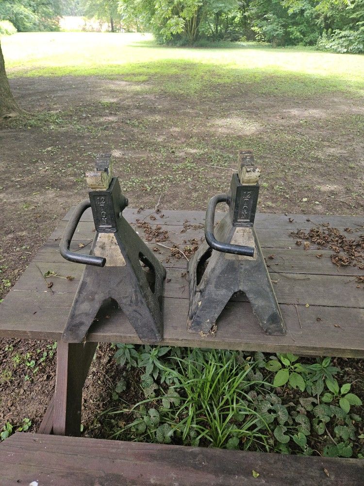 Jack Stands