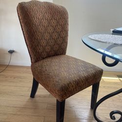 Set Of Dining Table Chairs (5)
