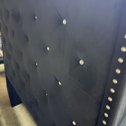 FREE Bed frame queen