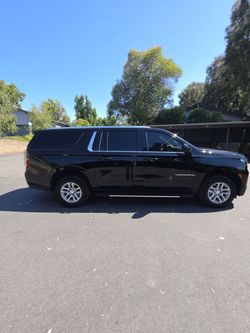 2024 Chevrolet Suburban LT 4WD