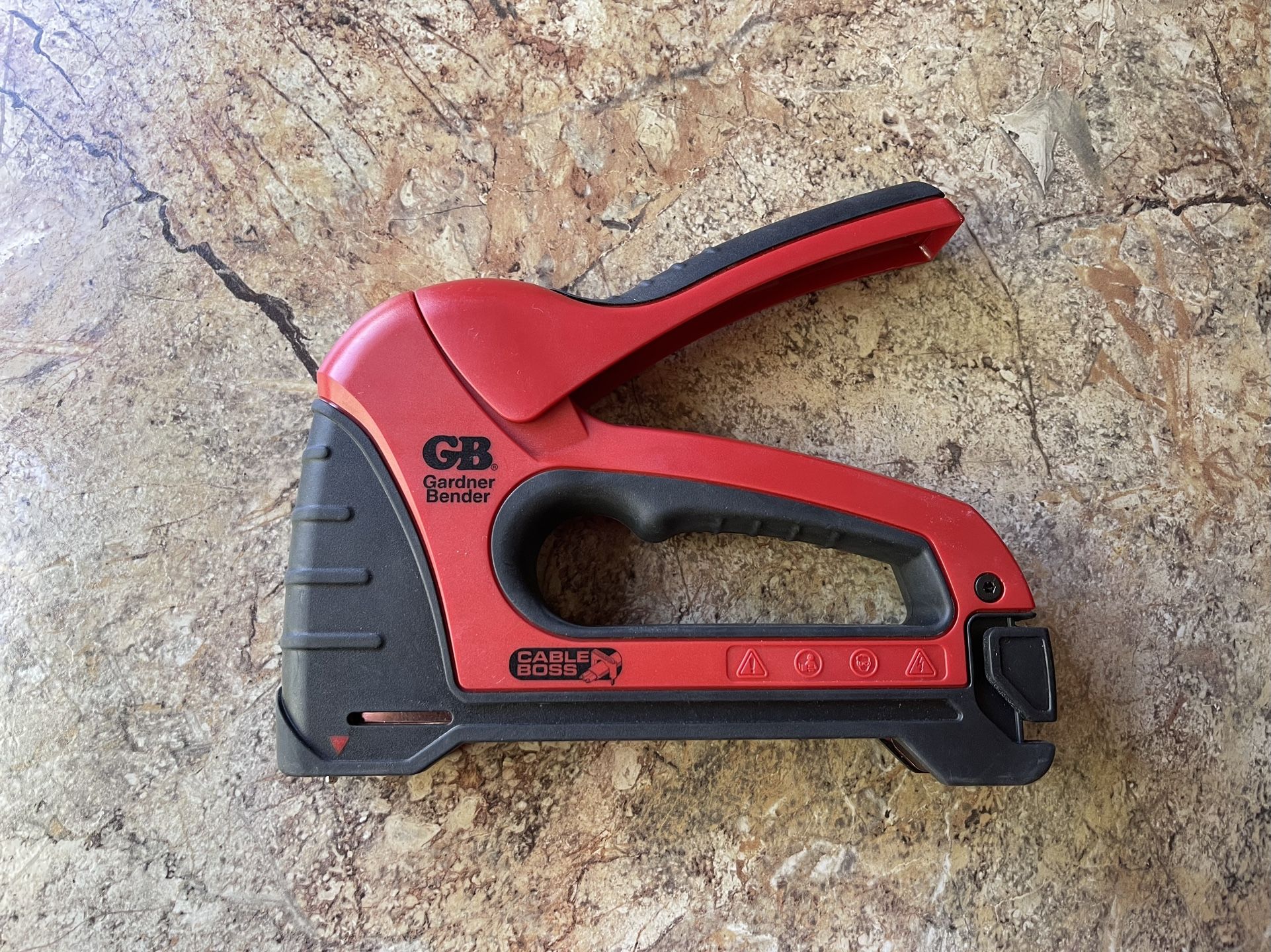 Gardner Bender Professional Grade Staple Gun For Secures NM, Coaxial