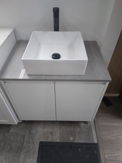 Modern vanity white glossy
