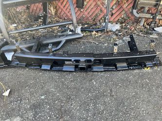 22806381 | 15-20 CHEVY TAHOE SUBURBAN GMC YUKON YUKON XL CADILLAC ESCALADE REAR BUMPER BAR REINFORCEMENT