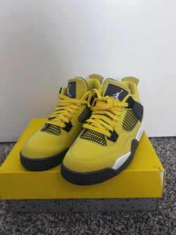 Air Jorden 4 Retro Lightning