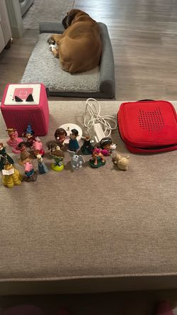 Pink Toniebox Bundle - 18 Tonies + Carrying Case!