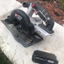 Portercable Circle Saw And Battery  Great Condition 