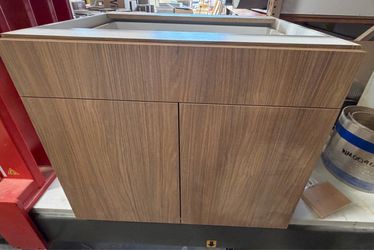 Base cabinet new