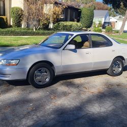 1994 Lexus ES 300