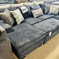 Double Chaise Stunning Sectional! 