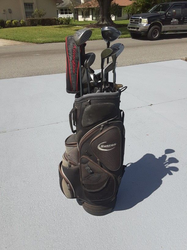 Golf Bag With Clubs 