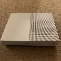 Xbox One S Comes With Everything And Controller