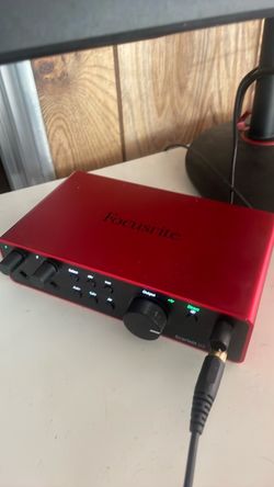 Focusrite 2i2 4th gen