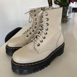Dr martens boot