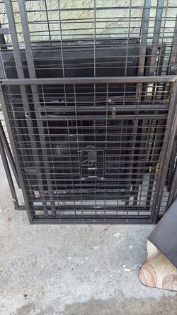 Large Black Metal Wire Dog Crate
