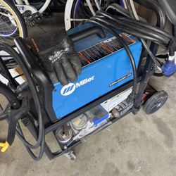 Miller Welder Millermatic 211 With Gas 
