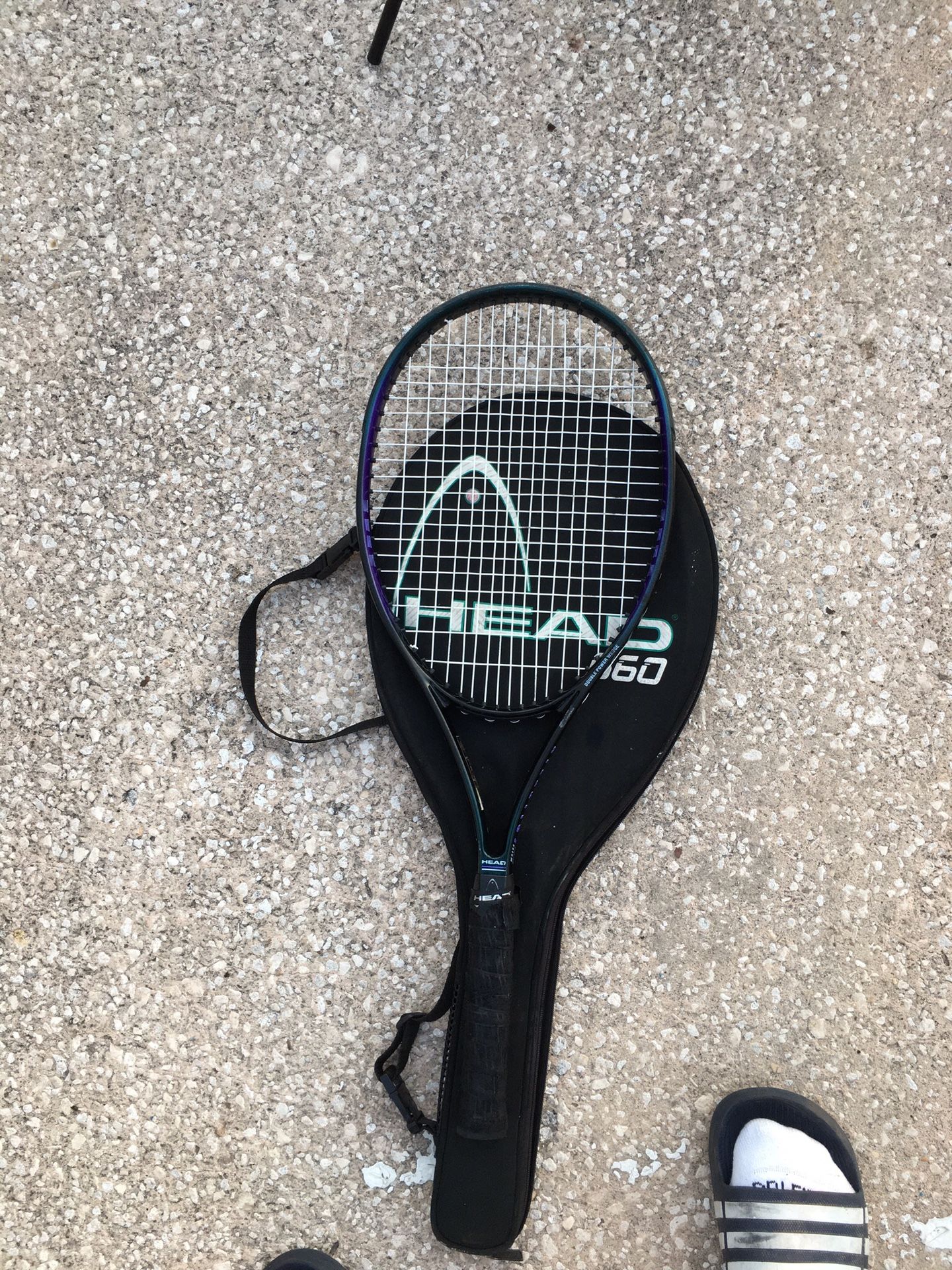 Tennis racket