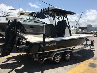 2018 Shearwater 25LTZ Yamaha 300 HP 30 Hours