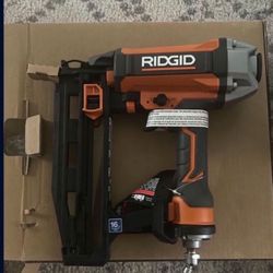 Pneumatic 16-Gauge 2-1/2 in. Straight Finish Nailer with CLEAN DRIVE Technology