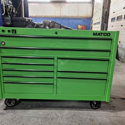 Matco Series 4 Tool Box And Cart