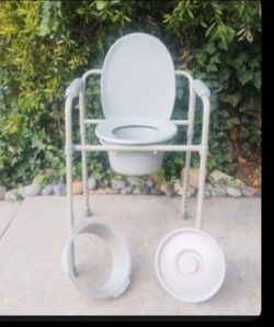 Toilet Portable Handicap Excellent Condition