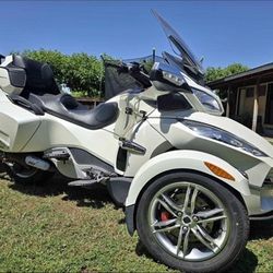 Can Am Spyder RT Limited