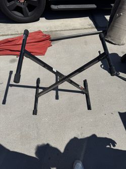 Piano Stand