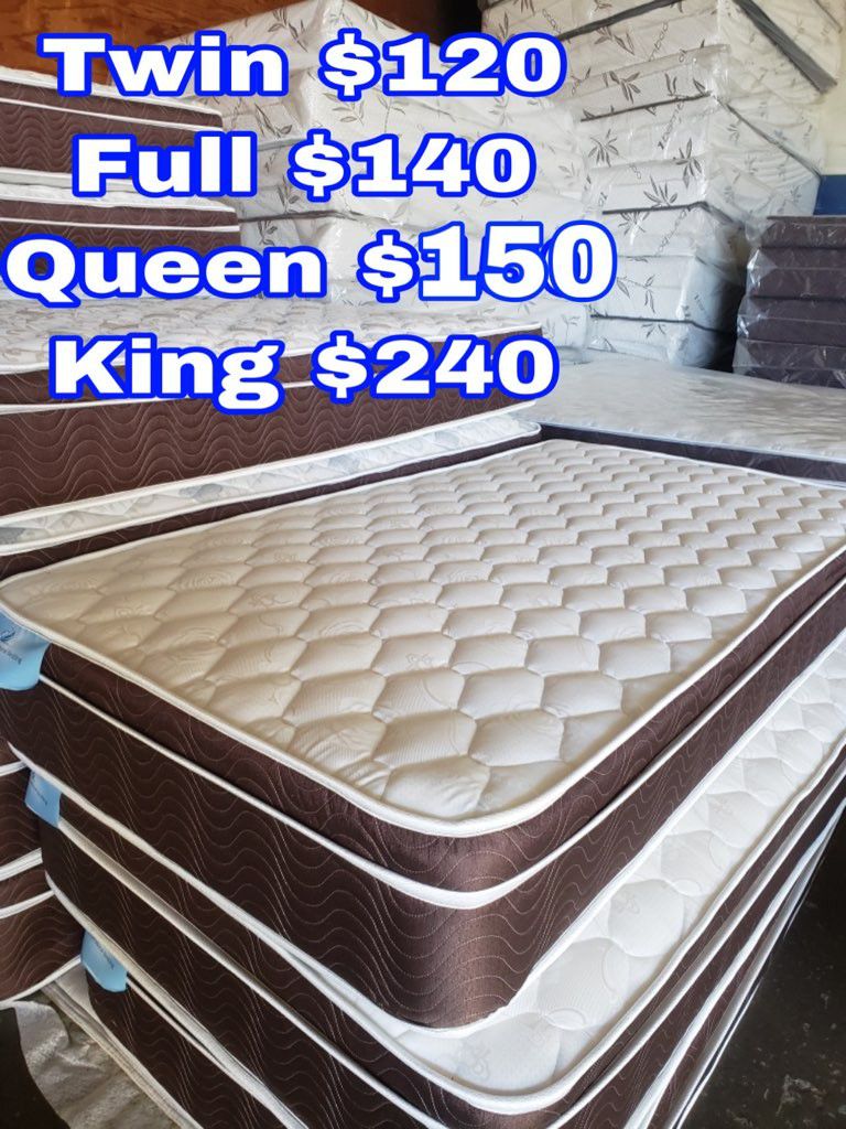 Queen Pillow Top/ Colchones 