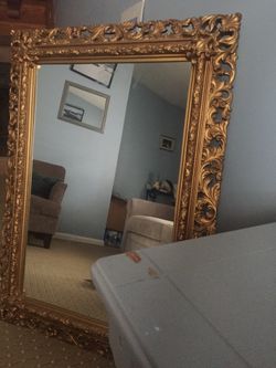 Beautiful mirror antique for sale