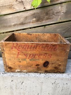 Antique Remington Anmunitions wooden box