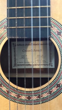 Small guitar
