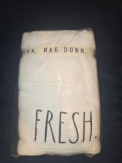 Brand New Rae Dunn Set Of 2 Hand Towels
