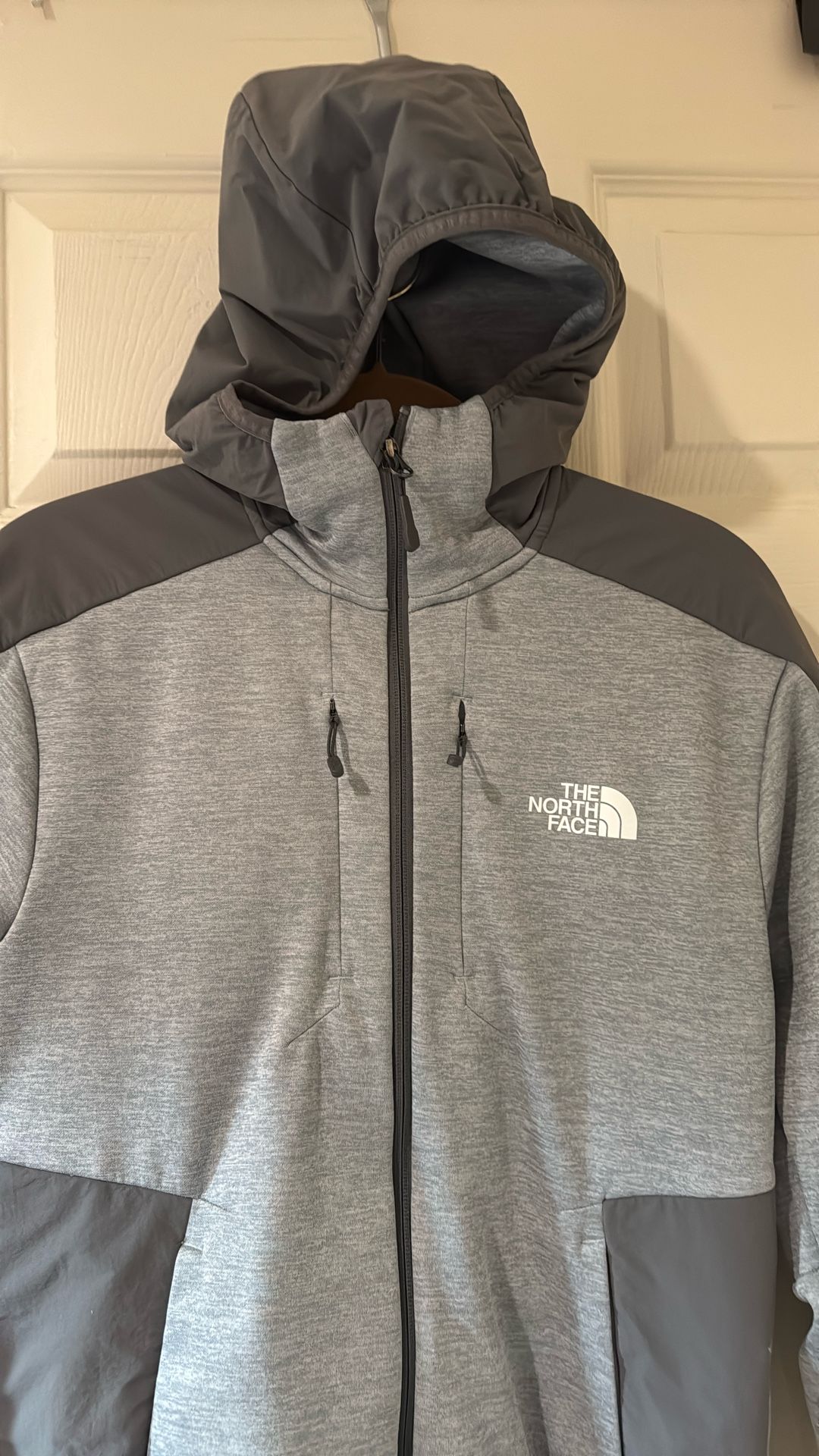 The North Face XS Men’s Zip Up Jacket With Hood Light Grey