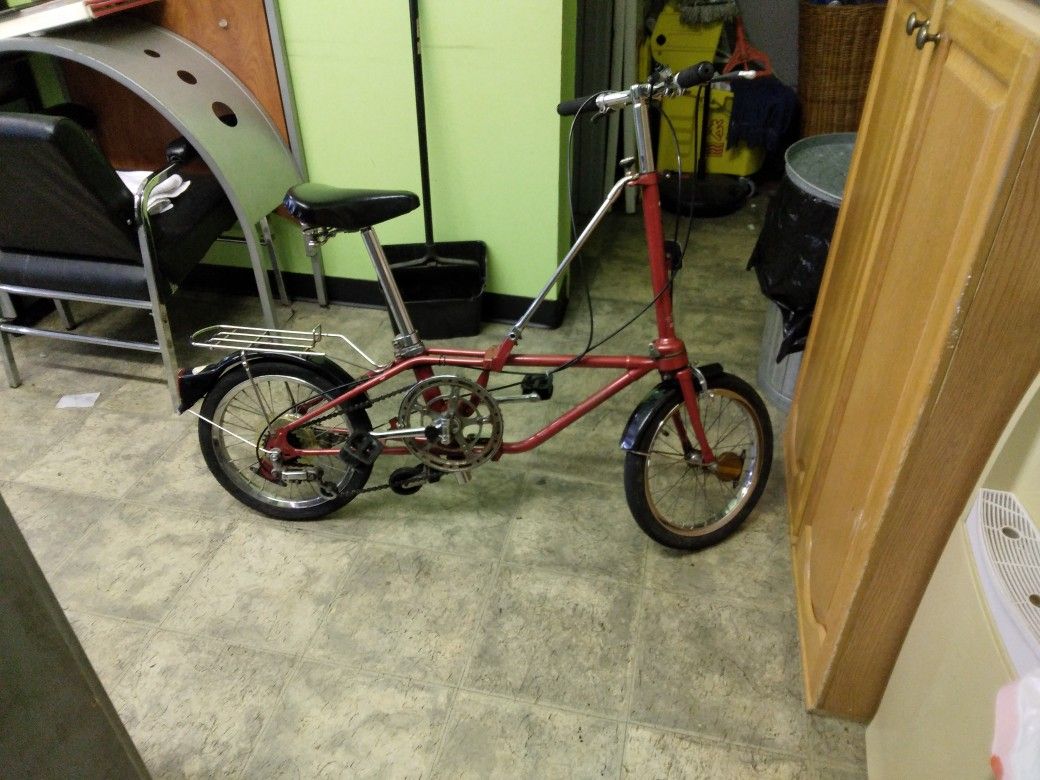 Folding Dahon Bike