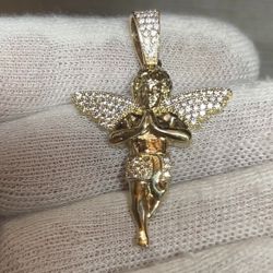 Gold Pendant 