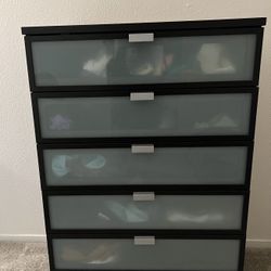 6 drawer dress+ Free mirror
