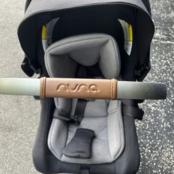 Nuna Car seat
