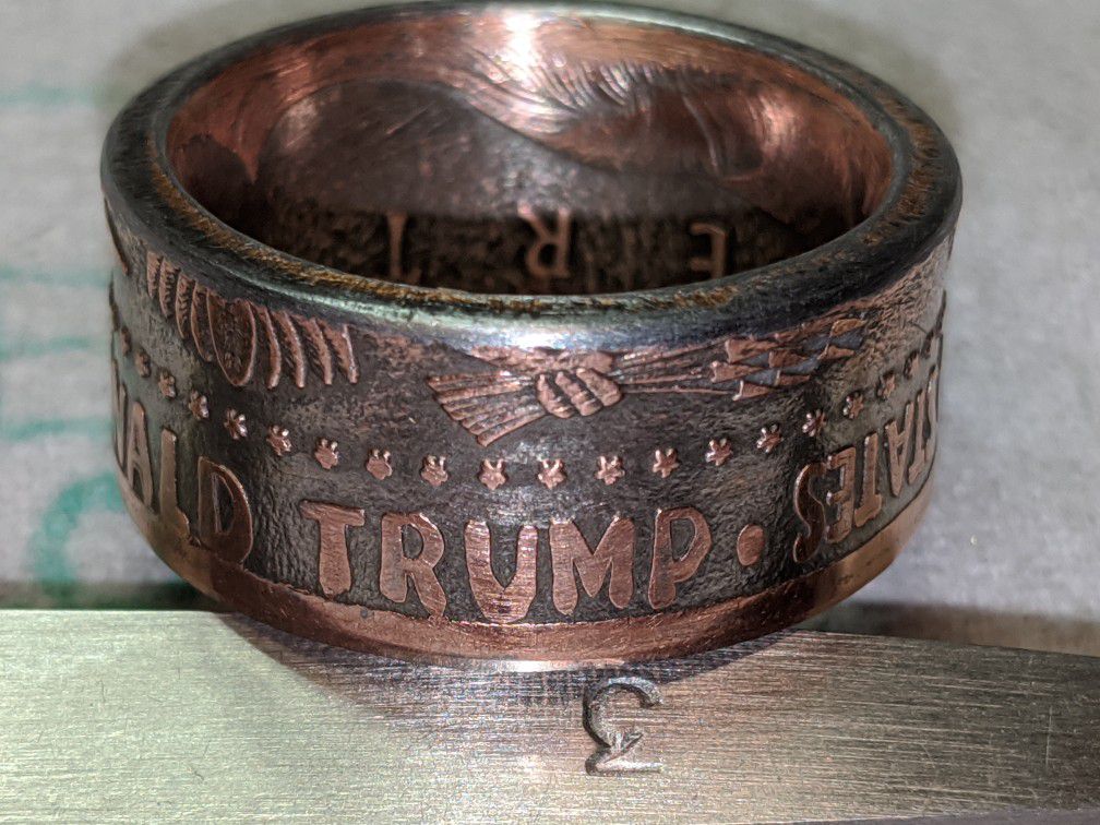 Trump. Coin ring