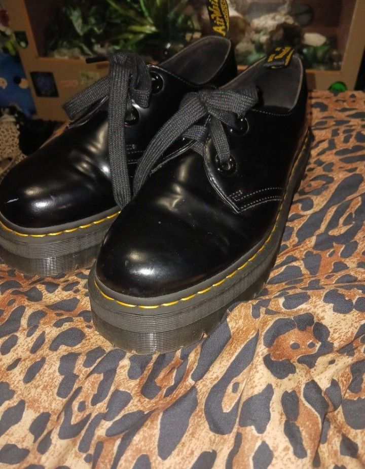 Doc Marten Holly Size 11 