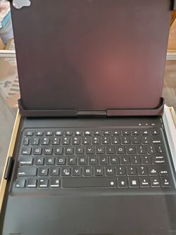 iPad pro 11 bluetooth keyboard case