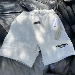 Essential shorts 