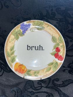 Ain’t your granny’s hanging plates