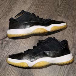 Jordan 11 Retro Low Barons size 10.5