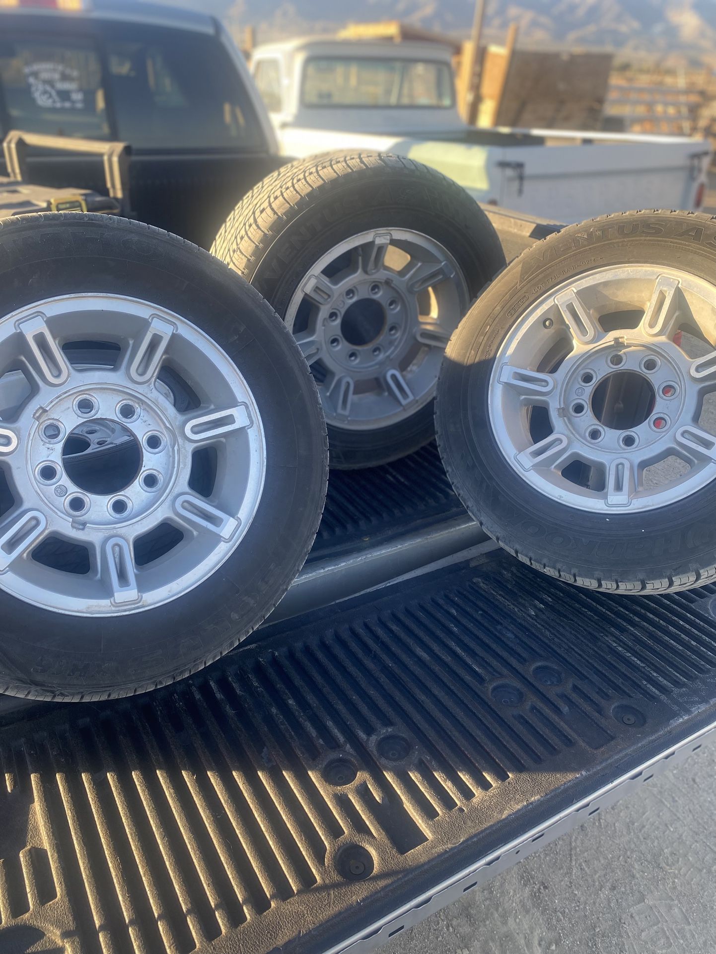 H-2 Hummer Wheels And Tires